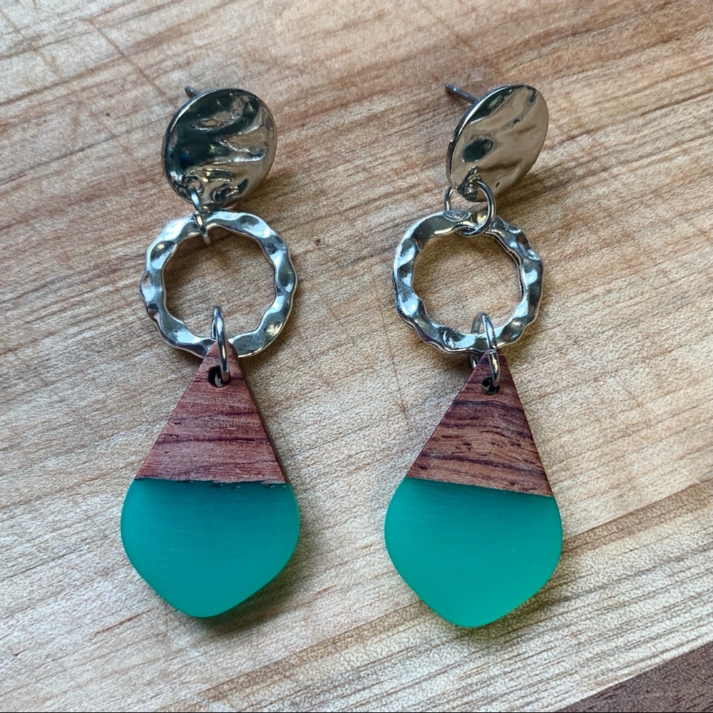 ⭐️ Silver Disc with Wood Teal Teardrop Resin Pendant Hanging Earrings